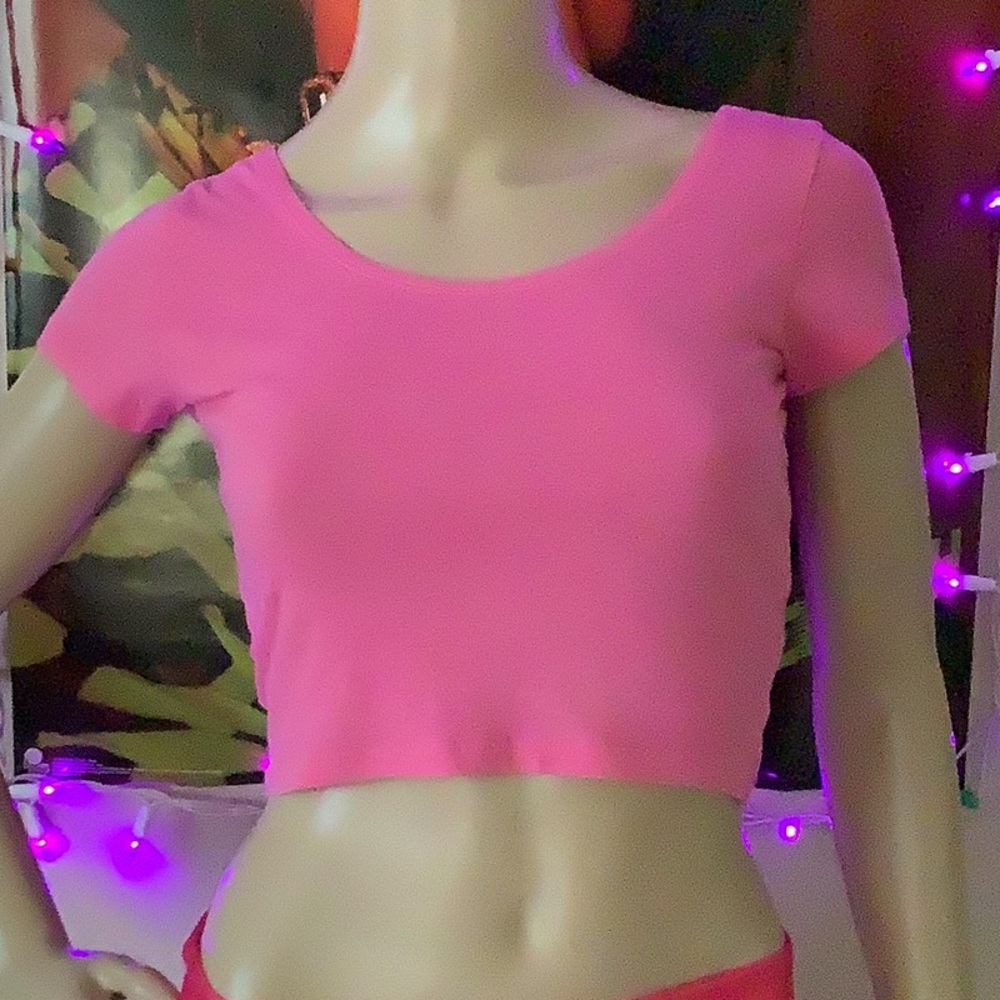 popular basics 🌸 cop top